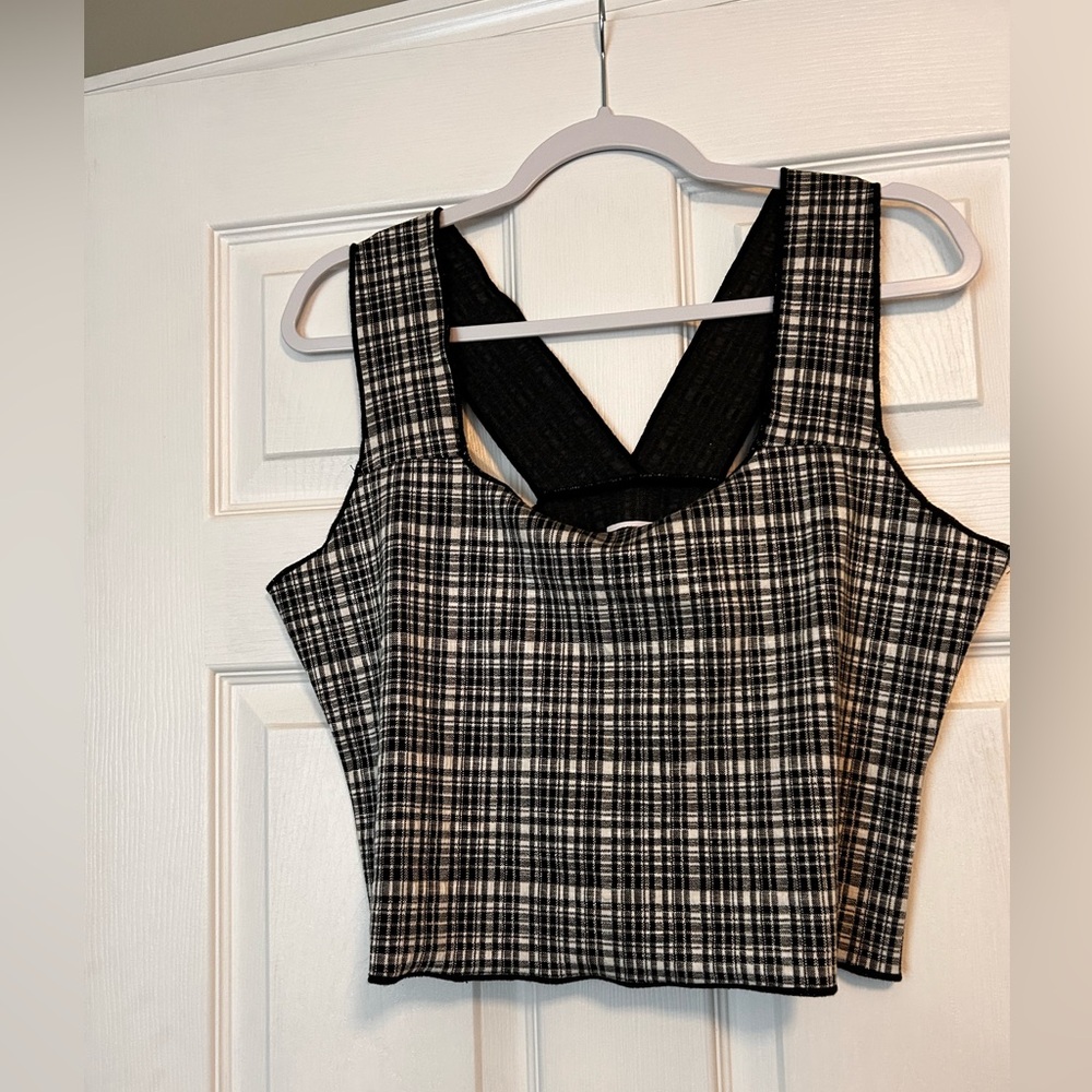 Cute Plaid Crop Tank | Pink Lily | NWOT